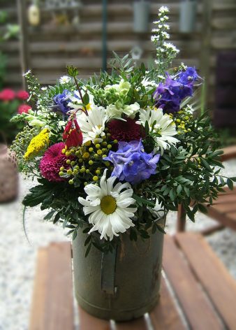 fleuriste-perigueux-champetre-larrosoir